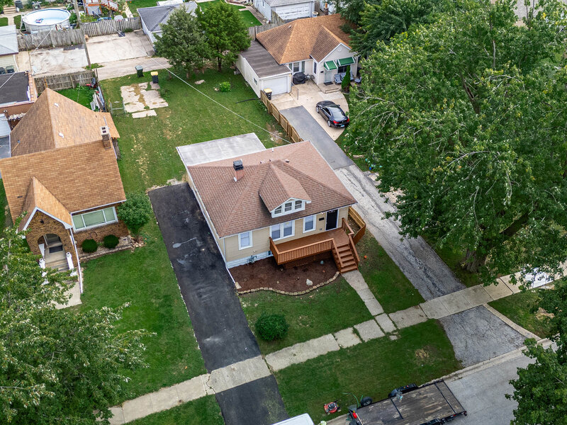 17825 Chicago Avenue Lansing IL 60438