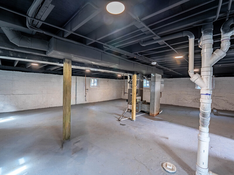17825 Chicago Avenue Lansing IL 60438