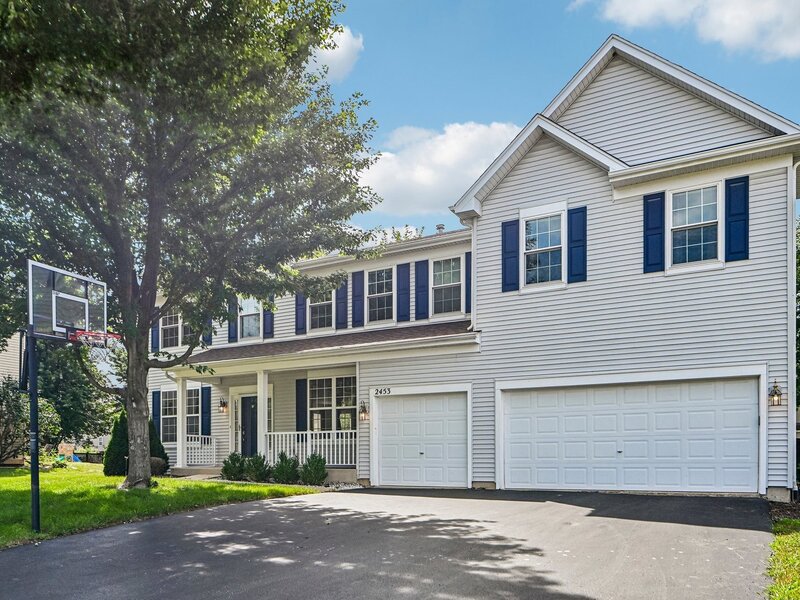 2453 Cushing Lane Aurora IL 60503