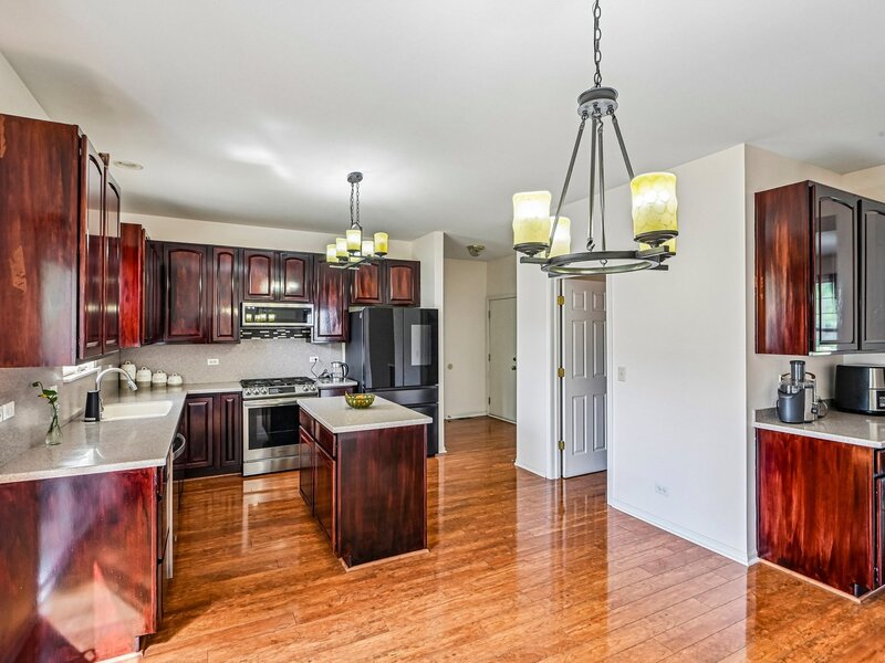 2453 Cushing Lane Aurora IL 60503