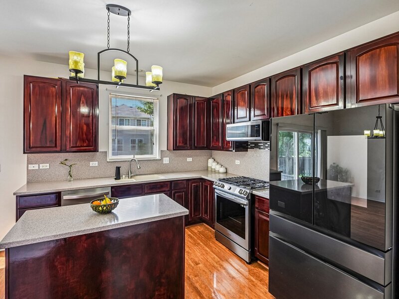 2453 Cushing Lane Aurora IL 60503