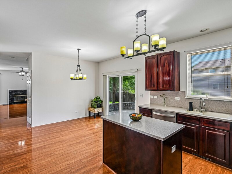 2453 Cushing Lane Aurora IL 60503