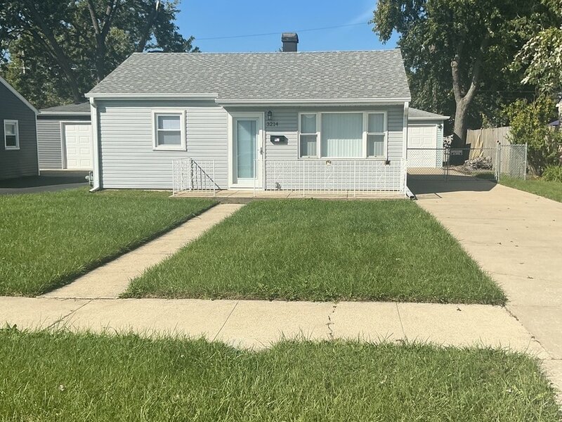 3214 Miller Avenue South Chicago Heights IL 60411