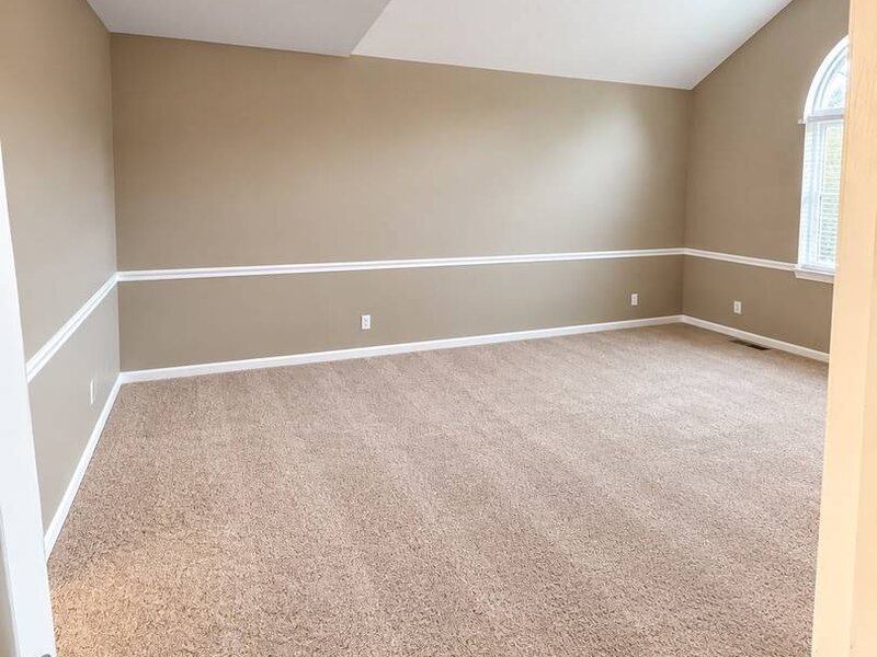 287 Sandhurst Lane South Elgin IL 60177