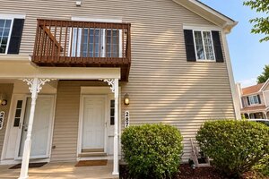 Photo of 287 Sandhurst Lane South Elgin IL 60177