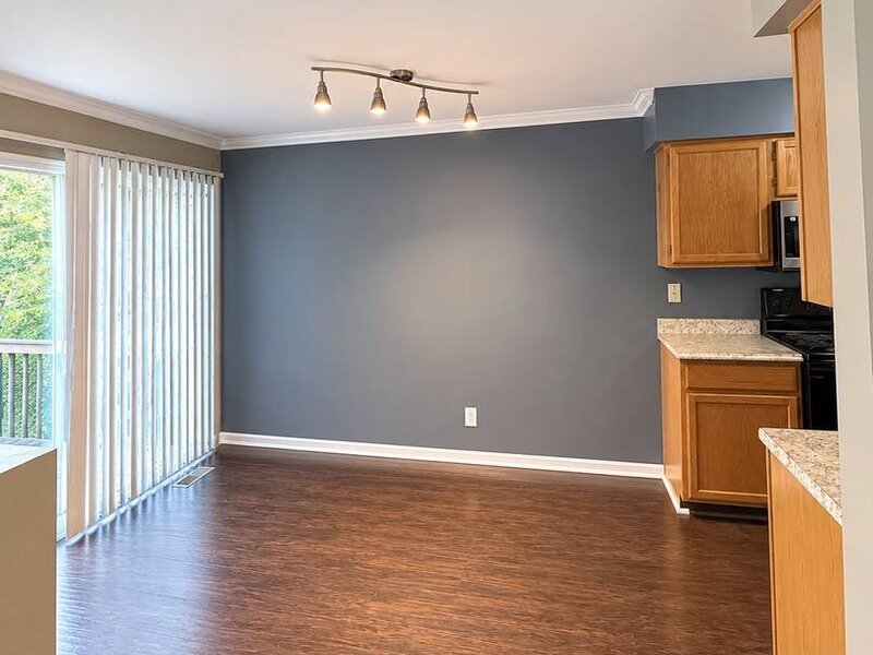287 Sandhurst Lane South Elgin IL 60177