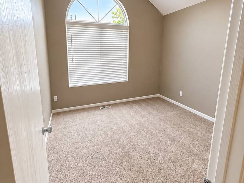 287 Sandhurst Lane South Elgin IL 60177