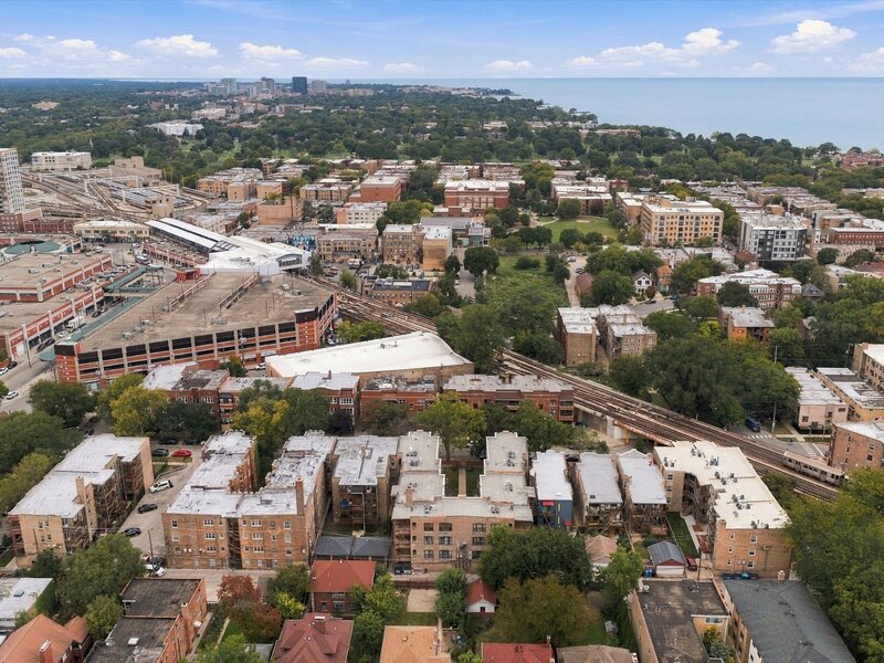 1627 W Fargo Avenue Chicago IL 60626