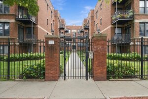 Photo of 1627 W Fargo Avenue Chicago IL 60626 Unit 1S