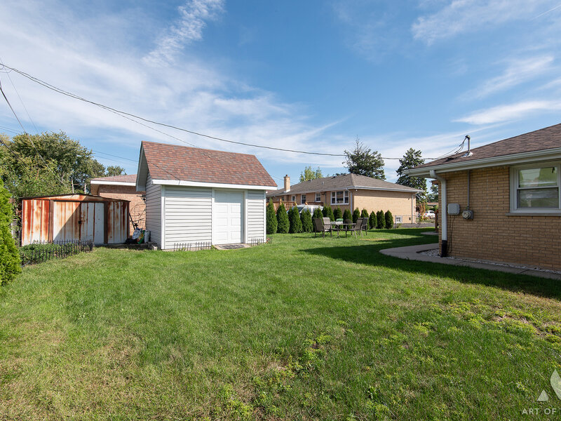 5858 W 82nd Street Burbank IL 60459