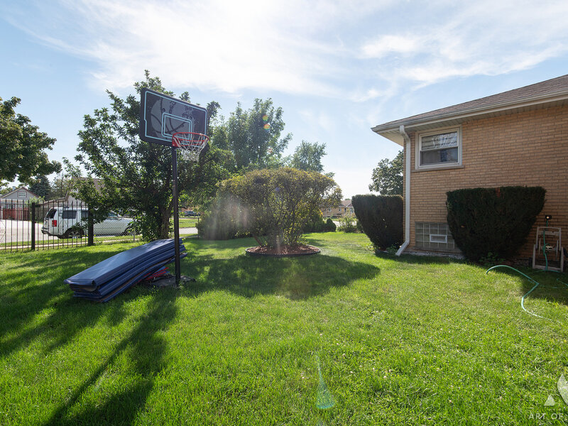 5858 W 82nd Street Burbank IL 60459