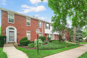 Photo of 9054 Forestview Road Evanston IL 60203