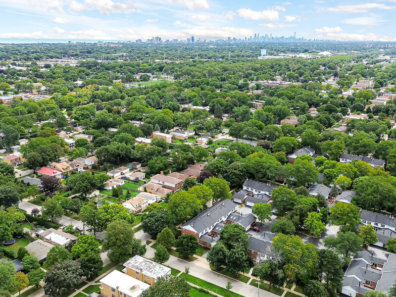 9054 Forestview Road Evanston IL 60203