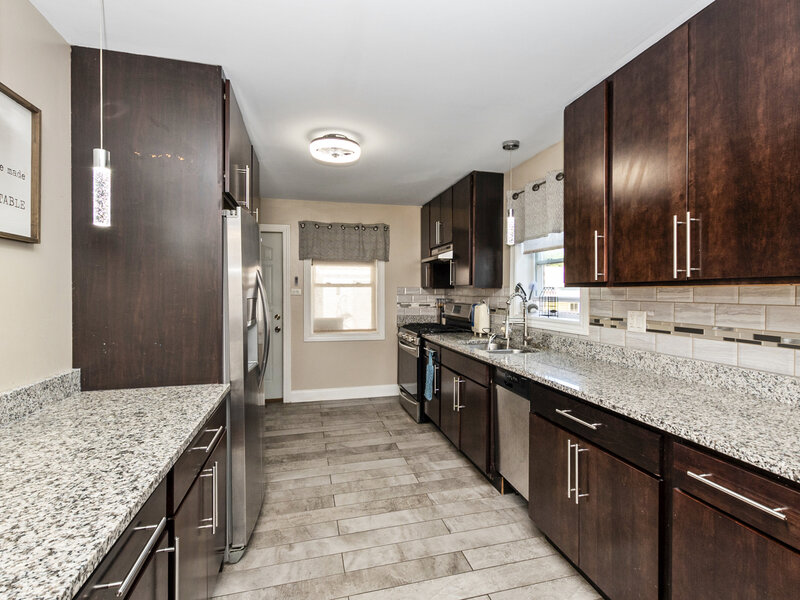 2552 W 81st Place Chicago IL 60652