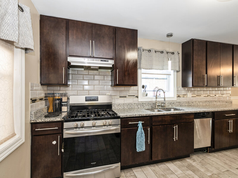 2552 W 81st Place Chicago IL 60652