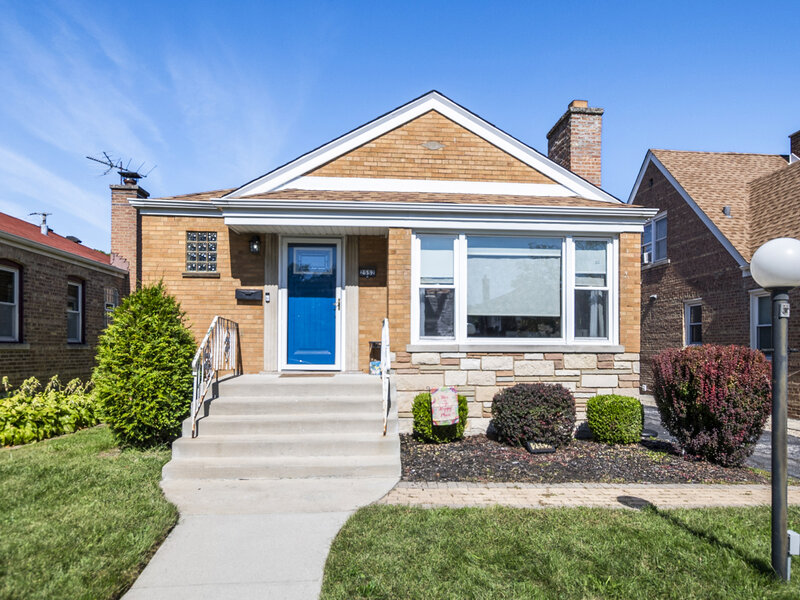 2552 W 81st Place Chicago IL 60652