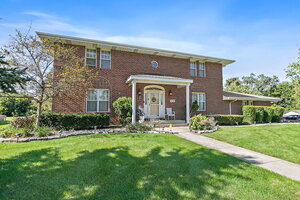 Photo of 15410 Leclaire Avenue Oak Forest IL 60452