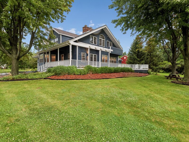 15 Winding Branch Road Hawthorn Woods IL 60047