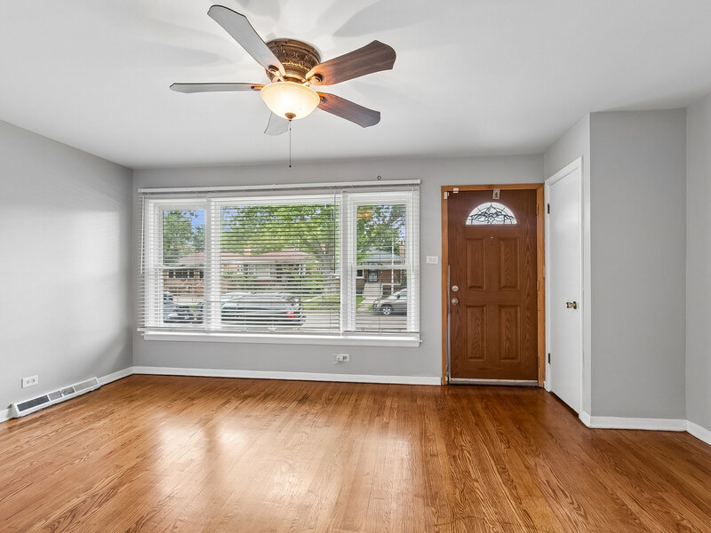 6534 S Bell Avenue Chicago IL 60636