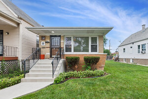 Photo of 6534 S Bell Avenue Chicago IL 60636