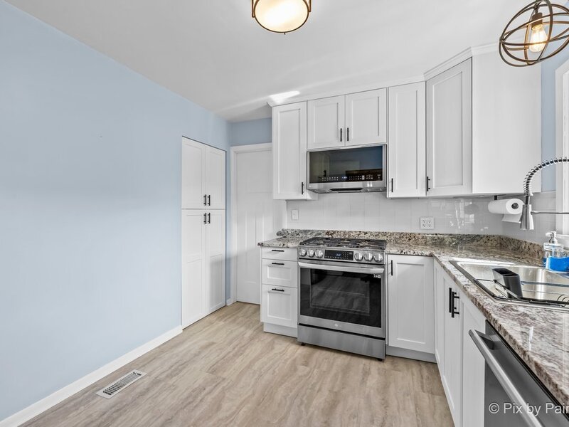 365 Kingman Lane Hoffman Estates IL 60169
