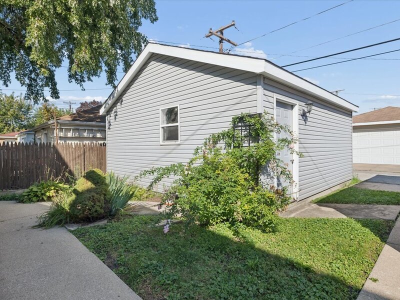 6437 26th Street Berwyn IL 60402