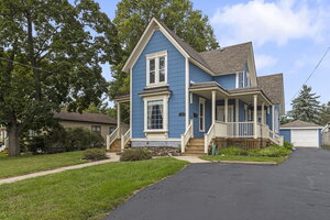 Photo of 11 North Street East Dundee IL 60118