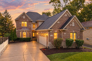Photo of 830 N Sleight Street Naperville IL 60563