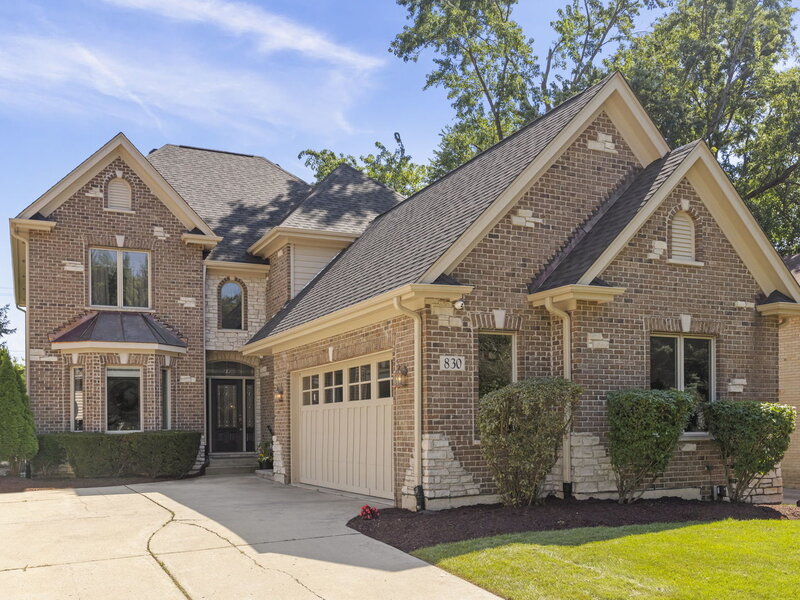 830 N Sleight Street Naperville IL 60563