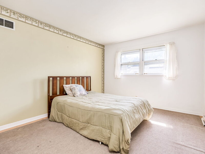 1038 S Sunset Avenue Elmhurst IL 60126