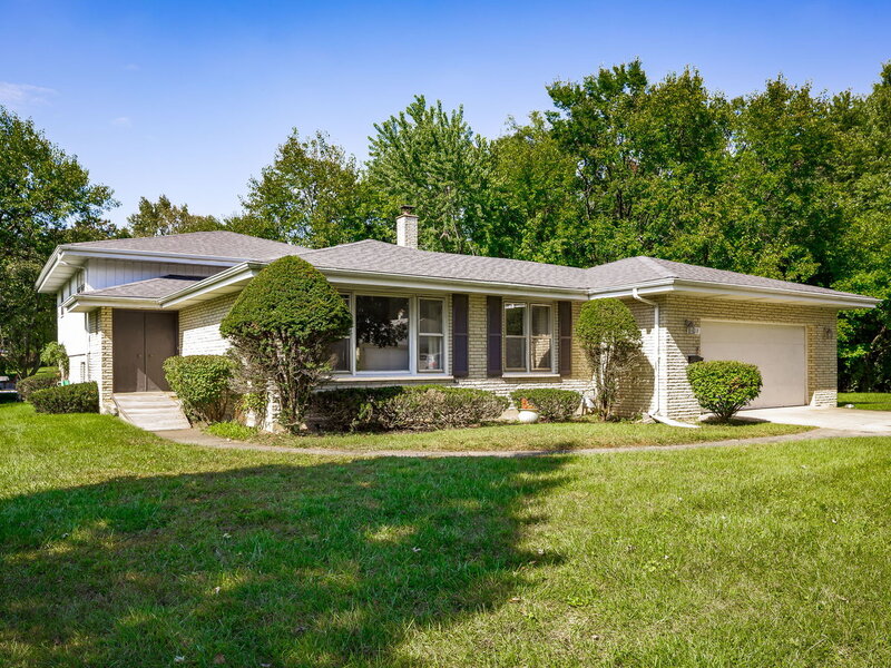 1038 S Sunset Avenue Elmhurst IL 60126