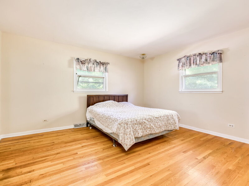 1038 S Sunset Avenue Elmhurst IL 60126