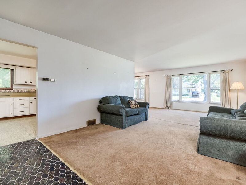 1038 S Sunset Avenue Elmhurst IL 60126