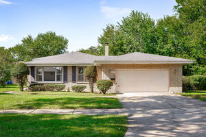 Photo of 1038 S Sunset Avenue Elmhurst IL 60126