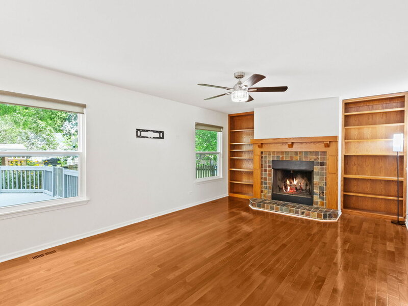912 Matthew Court Naperville IL 60540