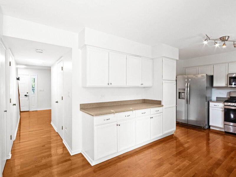 912 Matthew Court Naperville IL 60540