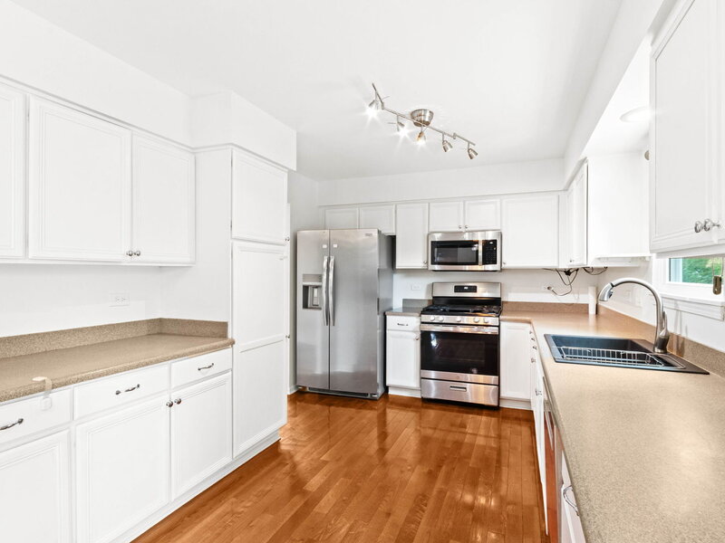 912 Matthew Court Naperville IL 60540