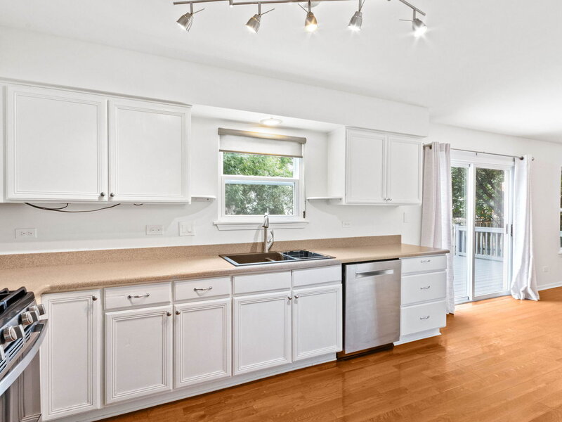 912 Matthew Court Naperville IL 60540