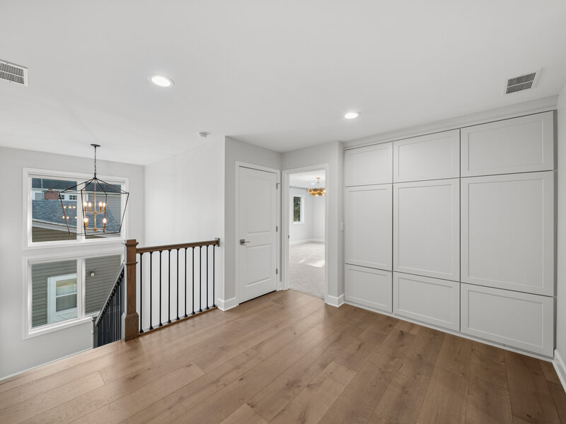 1321 N Webster Street Naperville IL 60563