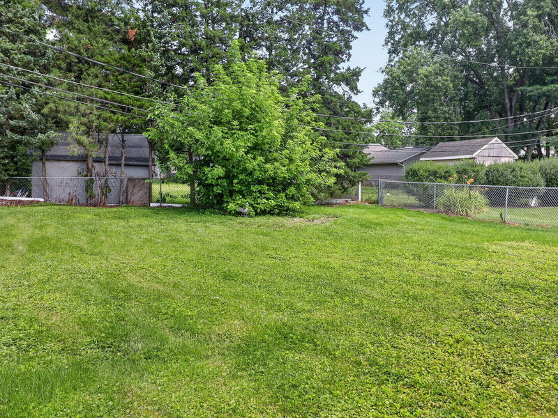 123 S Ellyn Avenue Glen Ellyn IL 60137