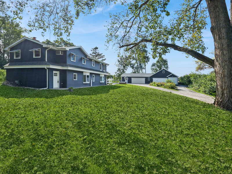 5817 Wonder Woods Drive Wonder Lake IL 60097
