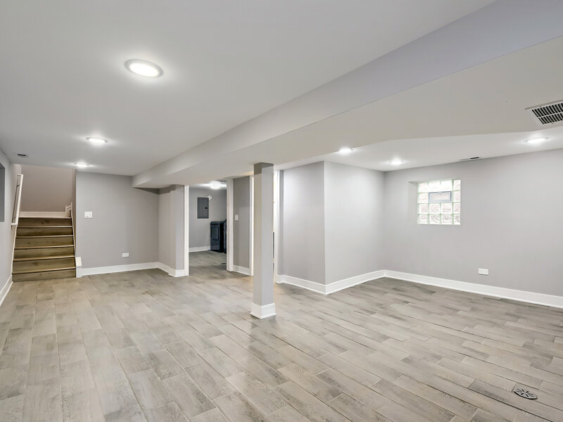 7522 S Carpenter Street Chicago IL 60620