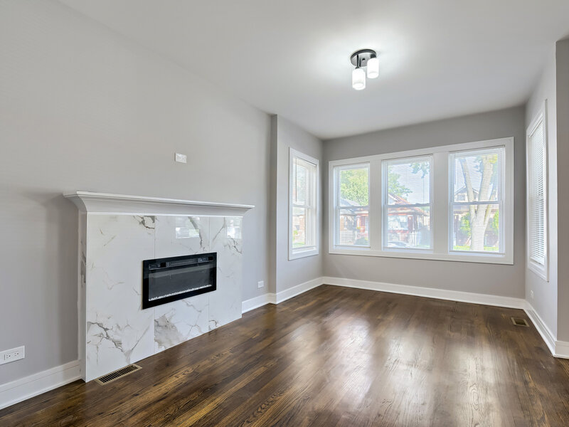 7522 S Carpenter Street Chicago IL 60620