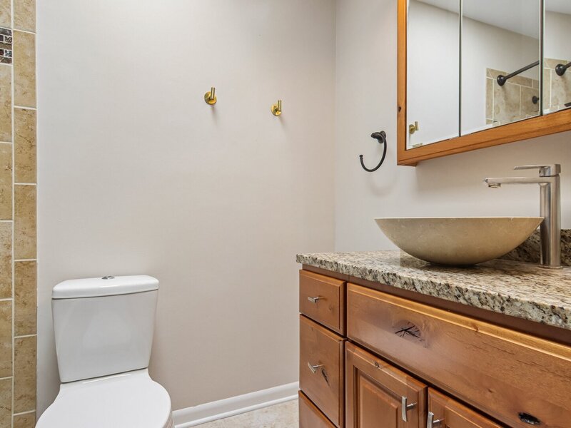1 Sheffield Lane Warrenville IL 60555