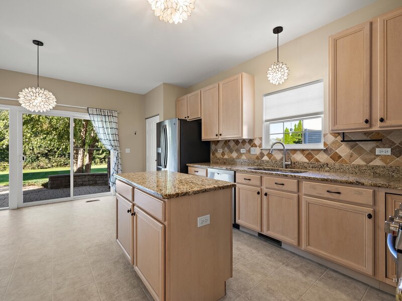 412 Reserve Drive Crystal Lake IL 60012