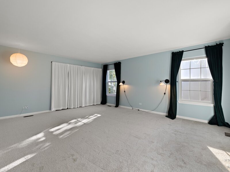 412 Reserve Drive Crystal Lake IL 60012
