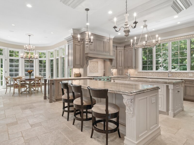 1128 Mt. Pleasant Road Winnetka IL 60093
