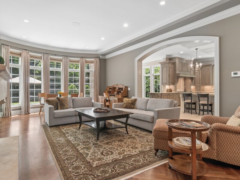 1128 Mt. Pleasant Road Winnetka IL 60093
