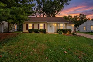 Photo of 1414 Scottsdale Drive Champaign IL 61821