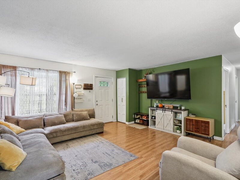 1414 Scottsdale Drive Champaign IL 61821